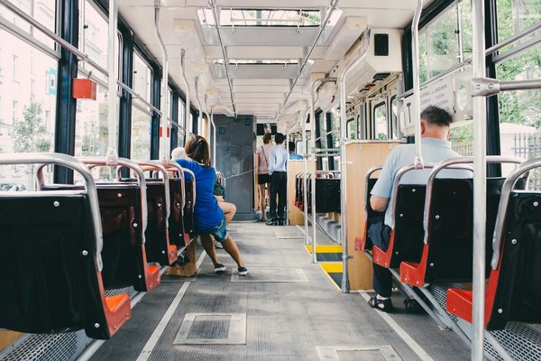 What's the Role of AI in Optimizing the Efficiency of Public Transport Systems?