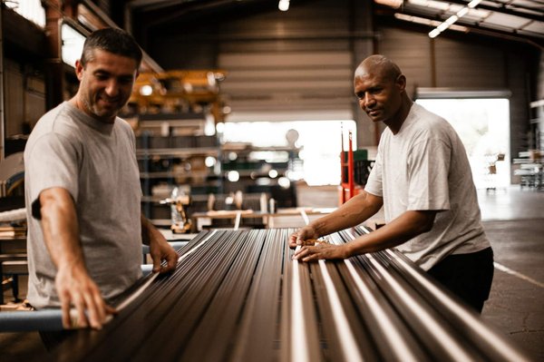 How to Style a Midi Skirt for a Day Full of Business Meetings?